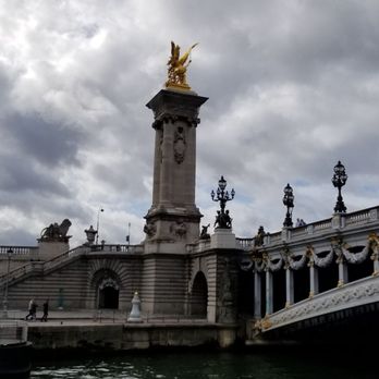 Bateaux Parisiens - French Near Me - Paris, 75 Bateaux Parisiens - French Near Me - Paris, 75