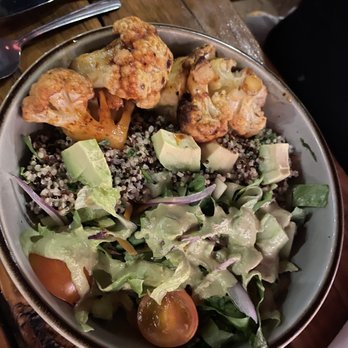 Llama Queen - Quinoa salad - fresh and yummy - Peruvian Near Me - Austin, Texas