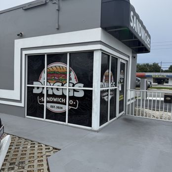 Daggs Sandwich Shop - Outside - Sandwiches Near Me - Largo, Florida Daggs Sandwich Shop - Outside - Sandwiches Near Me - Largo, Florida