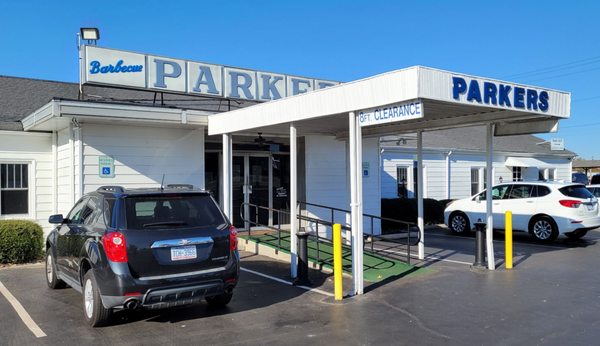 Parker's Barbecue by null