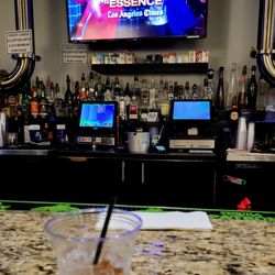 Duke's Bar & Grill