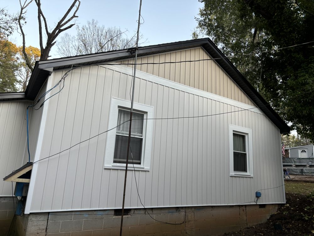 Slide of Upstate Hardy Construction Homes