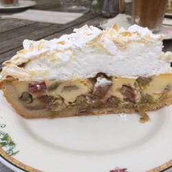 Weinstube Feyerabend - Rhabarbertorte