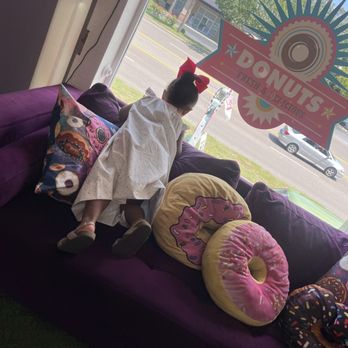 Annie's Hot Donuts - Donuts Near Me - Mount Pleasant, South Carolina Annie's Hot Donuts - Donuts Near Me - Mount Pleasant, South Carolina