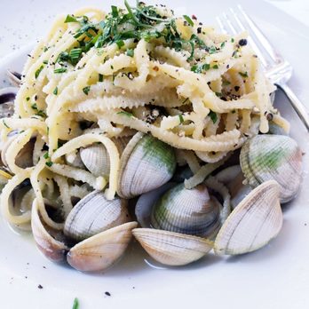Ulivo - Linguine vongole - Italian Near Me - New York, New York Ulivo - Linguine vongole - Italian Near Me - New York, New York
