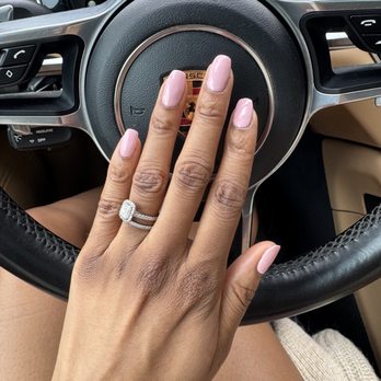 Aurora Nail Spa - Arlington - Nail Salons Near Me - Arlington, Virginia