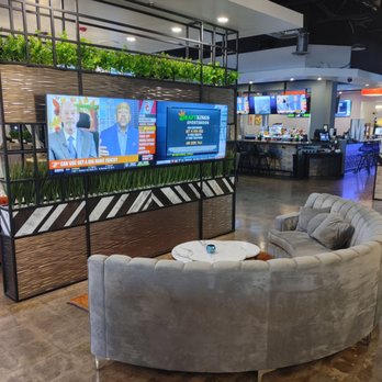 Mill's Modern Social - Watch the game on comfort - Wine Bars Near Me - Tempe, Arizona Mill's Modern Social - Watch the game on comfort - Wine Bars Near Me - Tempe, Arizona