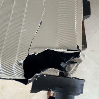 Luggage Outlet - Luggage Near Me - Fort Lauderdale, Florida
