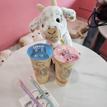 Ume Tea - Creme brulee Thai tea x 2 with Goldie, Hokulani's ASB new mascot. - Bubble Tea Near Me - San Ramon, California