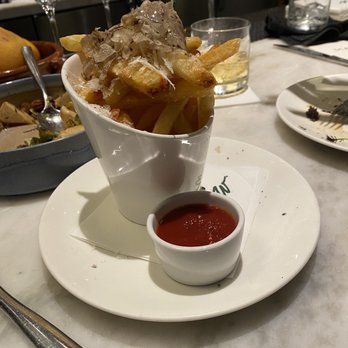 Wally's - Truffle fries - New American Near Me - Beverly Hills, California Wally's - Truffle fries - New American Near Me - Beverly Hills, California