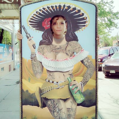 Queen Lounge by null