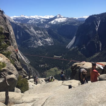 Yosemite Falls - So scary - Hiking Near Me - Yosemite, California Yosemite Falls - So scary - Hiking Near Me - Yosemite, California