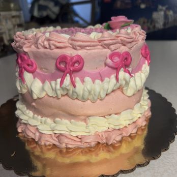 Haven on Earth - birthday cake - Bakeries Near Me - Reno, Nevada Haven on Earth - birthday cake - Bakeries Near Me - Reno, Nevada