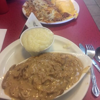 Joes Cafe - Ham and cheese omelette with hash browns, grits, biscuits and gravy. - Breakfast & Brunch Near Me - Orem, Utah