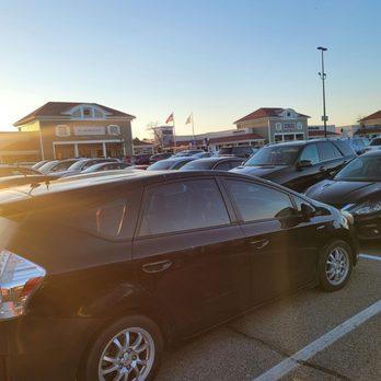 Wrentham Village Premium Outlets - Shopping Centers Near Me - Wrentham, Massachusetts