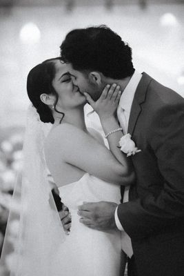 Discover Your Perfect Wedding Suit! - When it comes to your special day, every detail counts, especially your attire. At Suit Connection, we understand the importance of looking your best. We offer a wide range of high-quality, stylish wedding suits. Visit us today and browse through our extensive collection to find the perfect suit that matches your style and budget. Discover Your Perfect Wedding Suit! - When it comes to your special day, every detail counts, especially your attire. At Suit Connection, we understand the importance of looking your best. We offer a wide range of high-quality, stylish wedding suits. Visit us today and browse through our extensive collection to find the perfect suit that matches your style and budget.