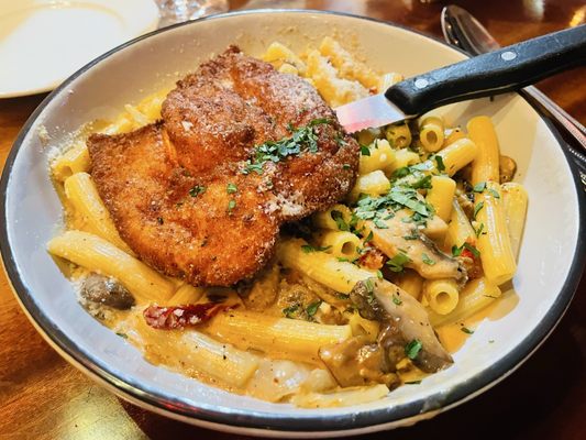Mondo's Italian Restaurant by null