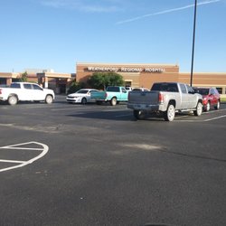 Weatherford Regional Hospital - Driving up to the building