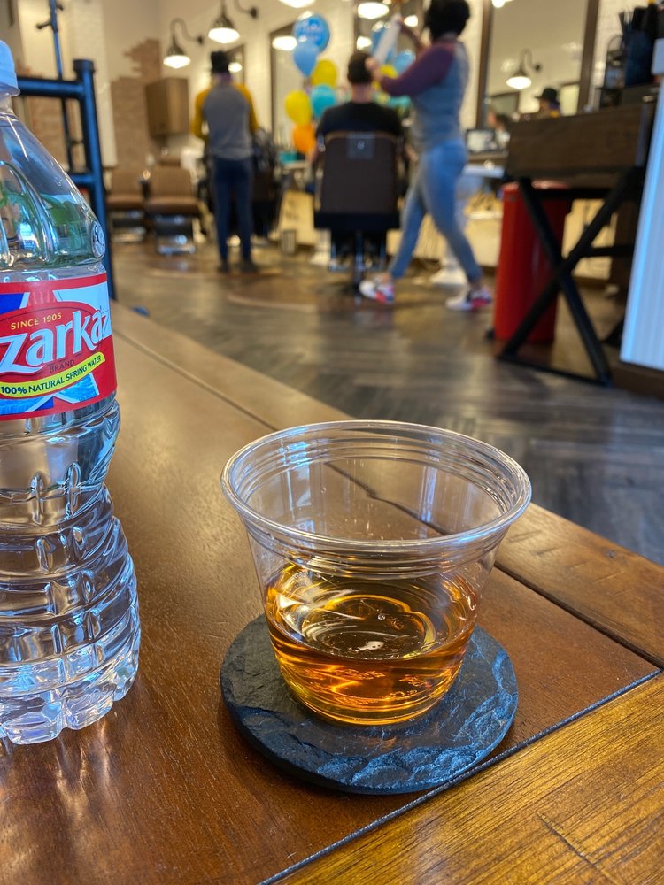 Henley's Gentlemen's Grooming, San Antonio Roadtrippers