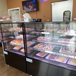 Chic French Bakery Cafe