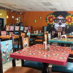 Las Catrinas Taqueria & Bar
