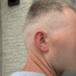 A Hole In One Barbershop - Horrible hair cut