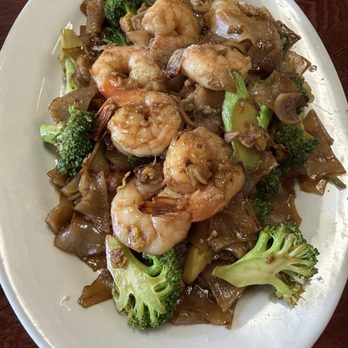 Pearl Thai Noodle House - Pad See Ewe - Thai Near Me - Temecula, California Pearl Thai Noodle House - Pad See Ewe - Thai Near Me - Temecula, California