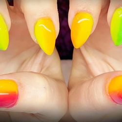 Nails By Wendy Bailey - Rainbow
