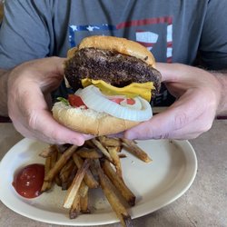 North West Grill - Northwestern 1/2 pound cheeseburger w all the toppings.