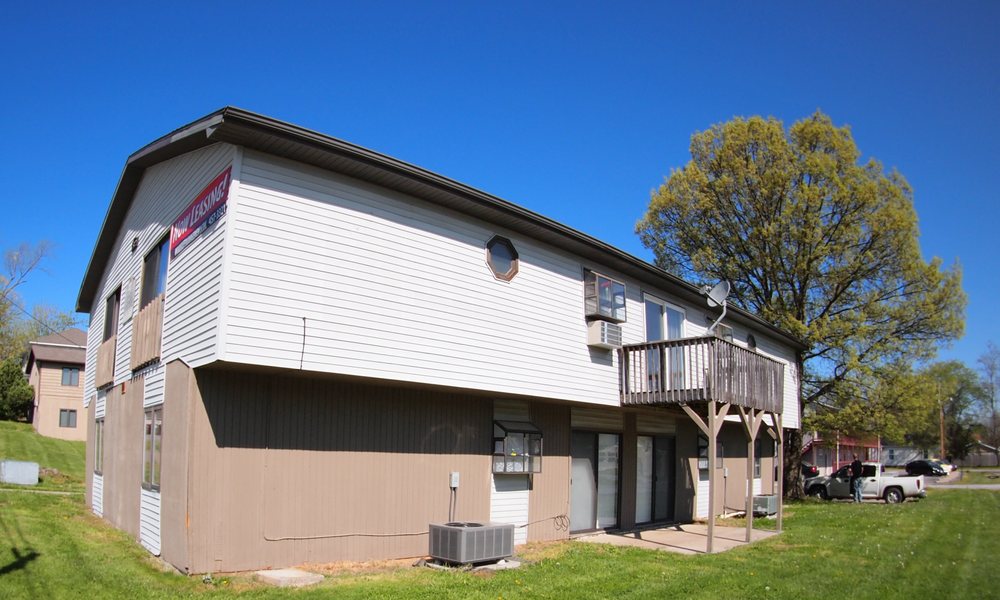 WOODRUFF MANAGEMENT Updated June 2024 10 Photos 601 E Campus Dr