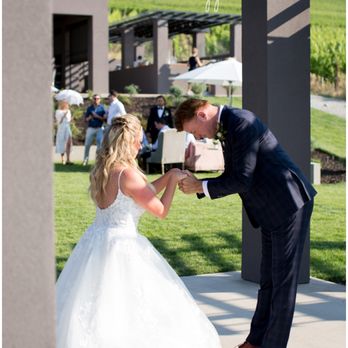 Cande Bridal Boutique - Bridal Near Me - Kelowna, British Columbia Cande Bridal Boutique - Bridal Near Me - Kelowna, British Columbia