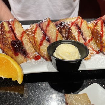 Keke's Breakfast Cafe - Raspberry French Toast - Breakfast & Brunch Near Me - St. Augustine, Florida