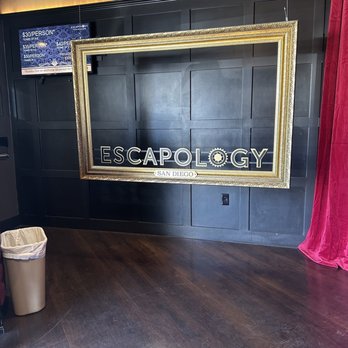 Escapology - Cute photo op - Escape Games Near Me - San Diego, California Escapology - Cute photo op - Escape Games Near Me - San Diego, California