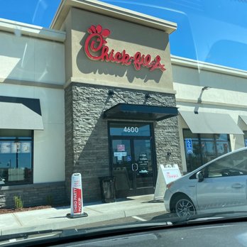 Chick-fil-A - Front - Fast Food Near Me - Rocklin, California