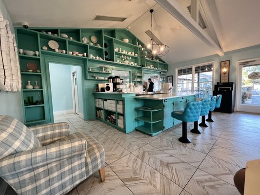 Dulce Dough Donuts & Bakery by null