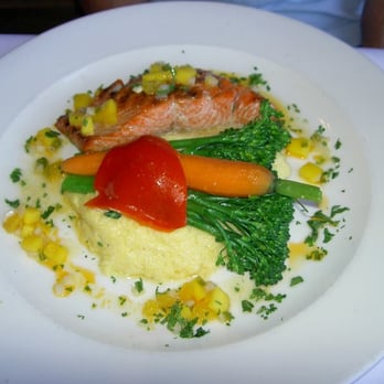 Al Porto - Salmon - Italian Near Me - Vancouver, British Columbia