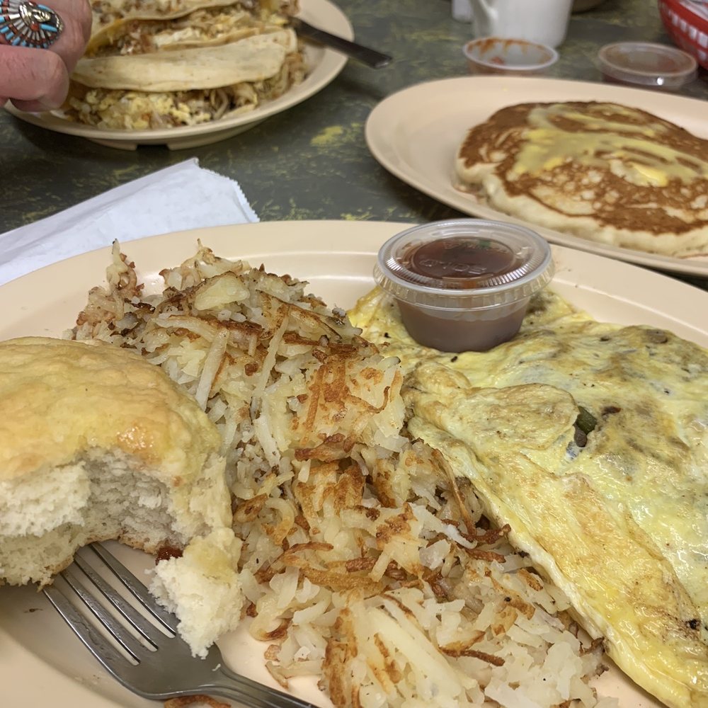 Sweet P’s Cafe - Omelette and breakfast tacos - American Near Me - Plantersville, Texas Sweet P’s Cafe - Omelette and breakfast tacos - American Near Me - Plantersville, Texas
