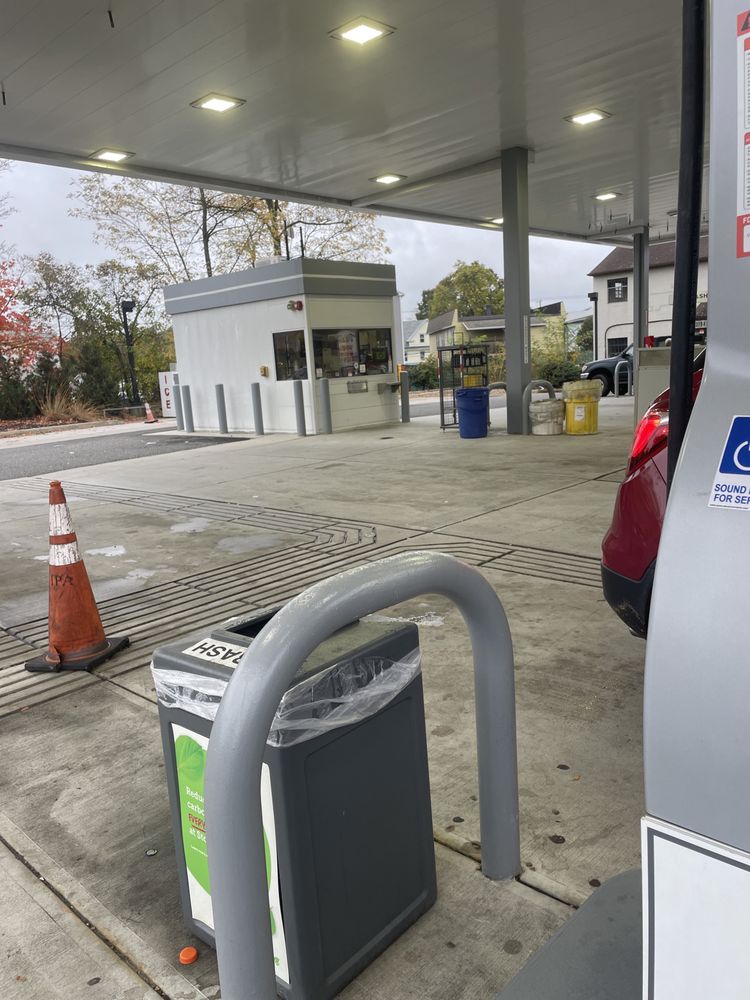 STOP & SHOP GAS 719 Villa Ave, Fairfield, Connecticut Gas Stations