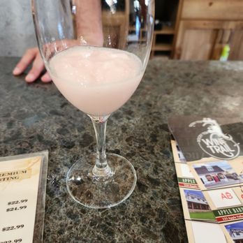 Apple Barn Winery - Wineries Near Me - Sevierville, Tennessee