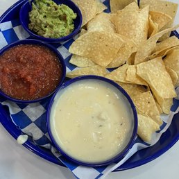 Par 3 Mexican Dip Trio Par 3 Mexican Dip Trio