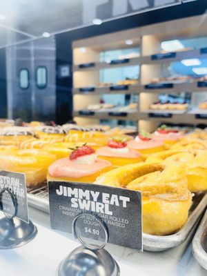 DONUT FRIEND DTLA by null