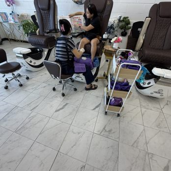 Glo Nail & Spa - Nail Salons Near Me - Tulsa, Oklahoma Glo Nail & Spa - Nail Salons Near Me - Tulsa, Oklahoma