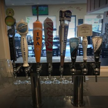 Illianos of North Windham - Beer on tap - Pizza Near Me - North Windham, Connecticut Illianos of North Windham - Beer on tap - Pizza Near Me - North Windham, Connecticut