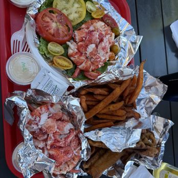 Red's Eats - Two-person meal - Seafood Near Me - Wiscasset, Maine