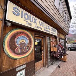 Sioux Villa Curio