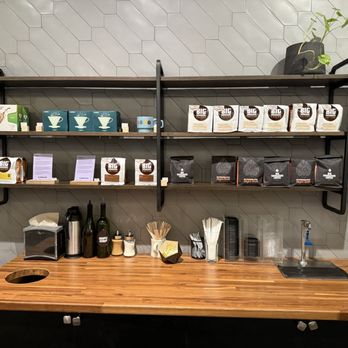 Big Shoulders Coffee - Coffee Roasteries Near Me - Chicago, Illinois