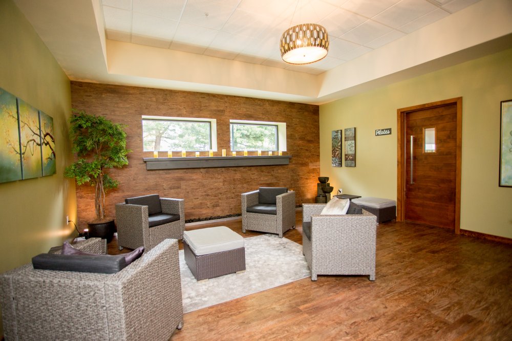 CORNERSTONE HEALTH & FITNESS Updated August 2024 35 Photos & 24 Reviews 322 W Bridge St