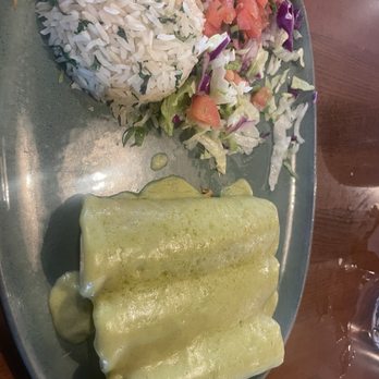 Fiesta Azul Tequila House ABQ - Suzia chicken Enchiladas - Mexican Near Me - Albuquerque, New Mexico