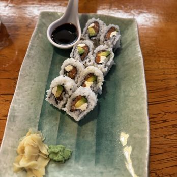 Mom's Siam 2 - Sushi Bars Near Me - Richmond, Virginia