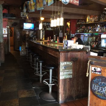 Mexico Restaurant - The Bar - Mexican Near Me - Honolulu, Hawaii